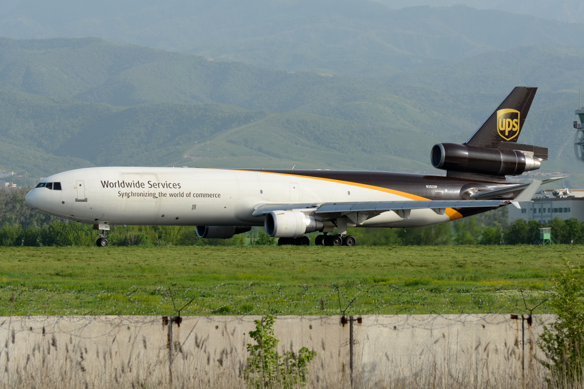 N282UP