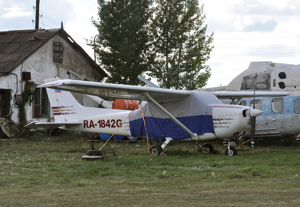 RA-1842G