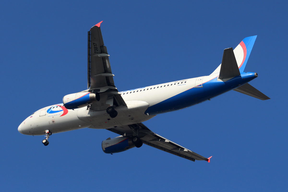 RA-73817