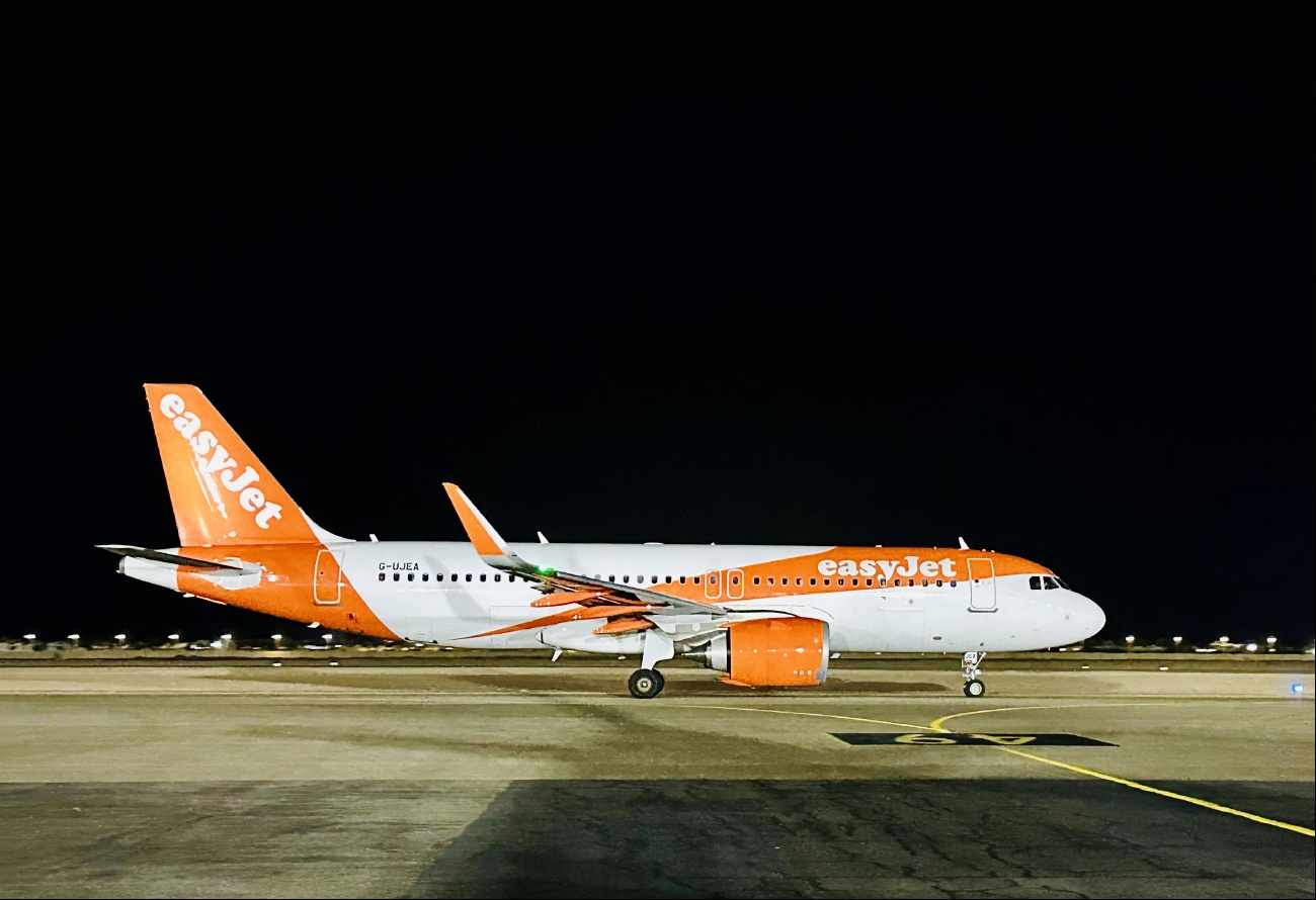 G-UJEA