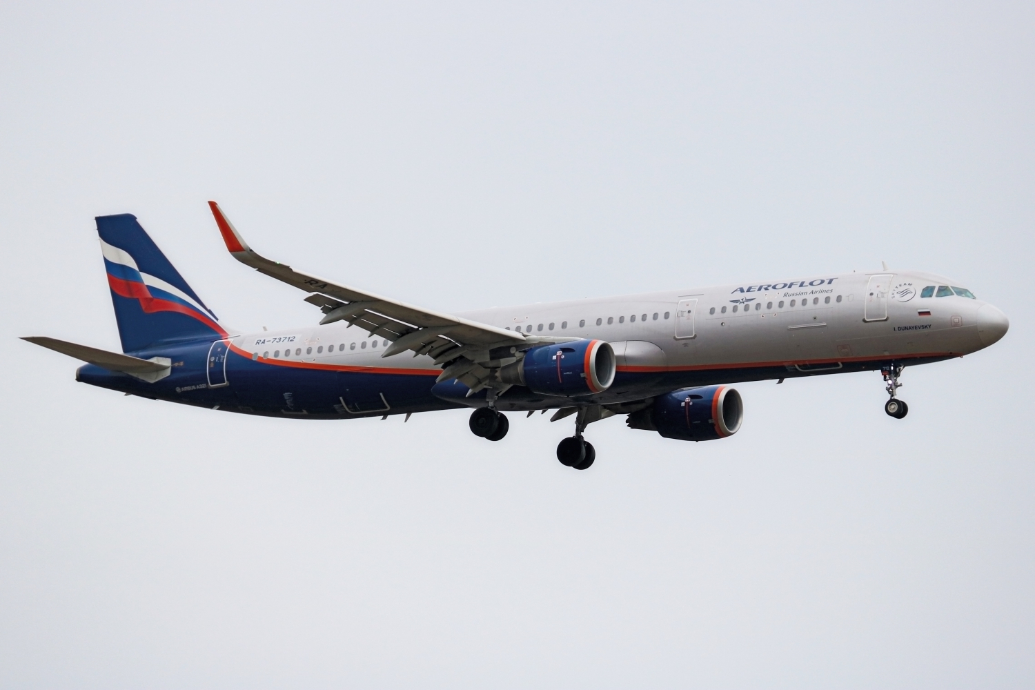 RA-73712