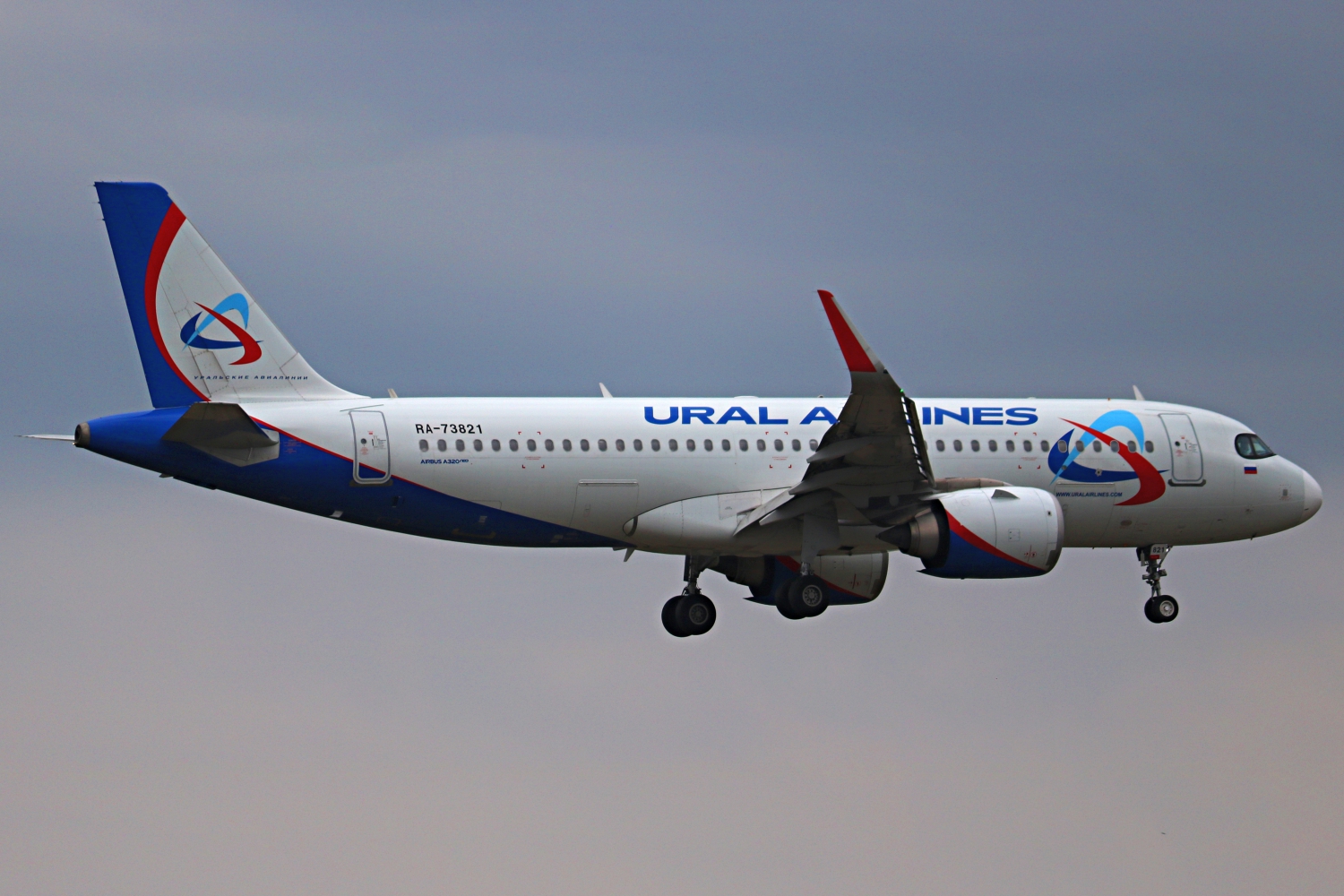 RA-73821