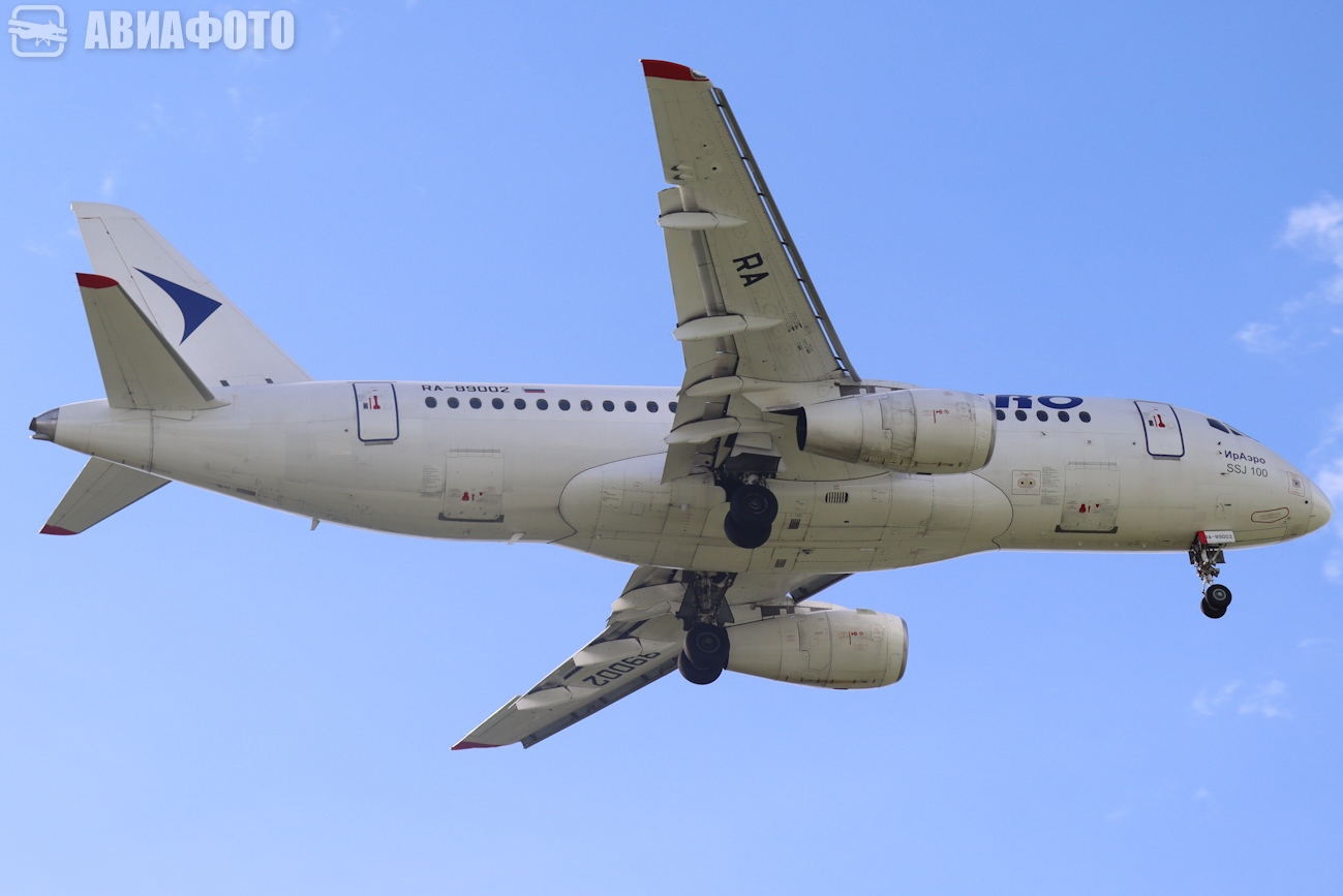 RA-89002