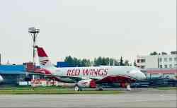 VP-BWZ — Airbus A320-233, Red Wings