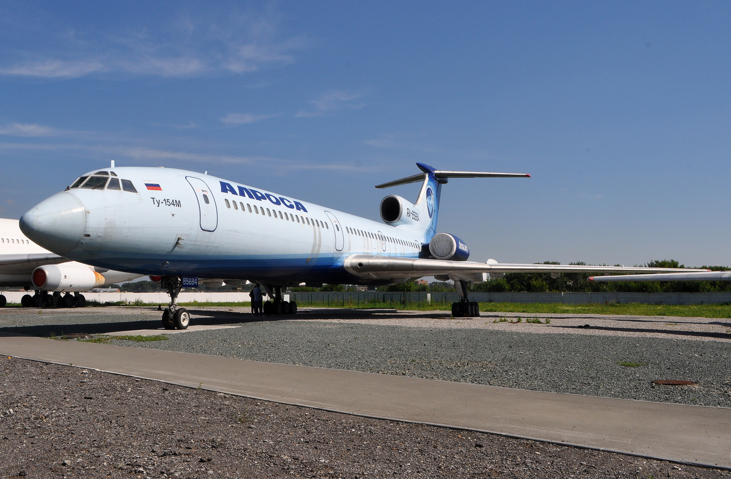 RA-85684