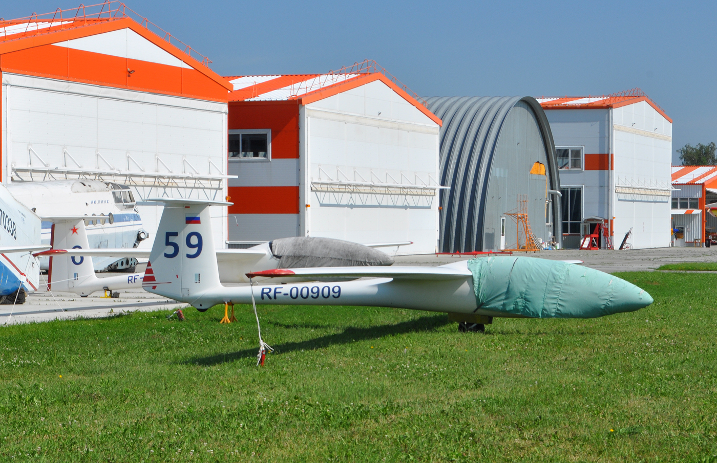 RF-00909