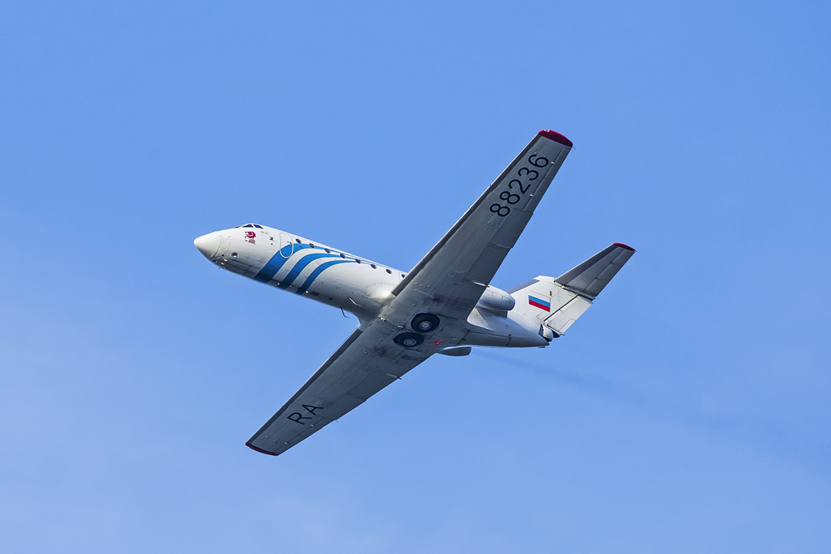 RA-88236