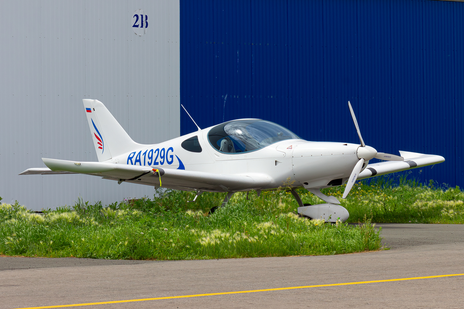 RA-1929G