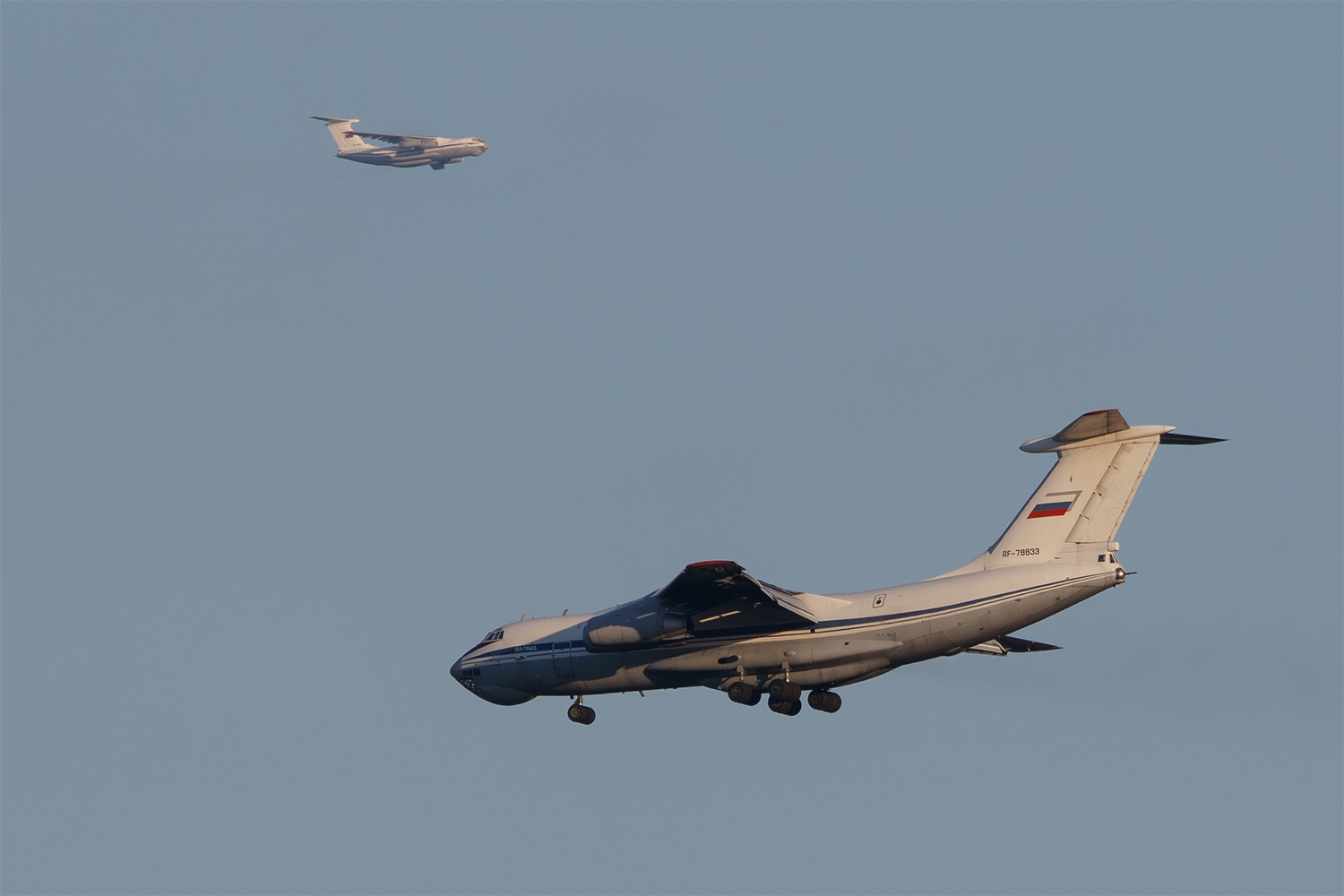 RF-78833