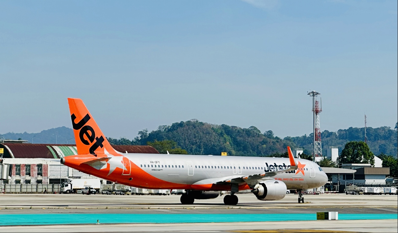 VH-OFY