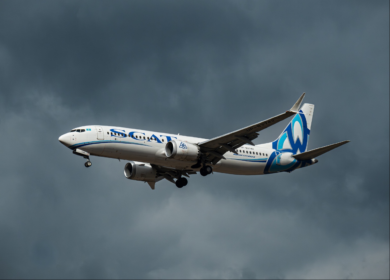 UP-B3742