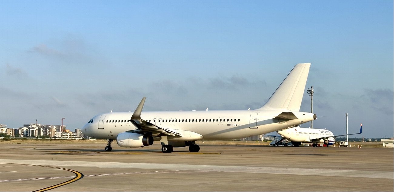 9H-GKJ