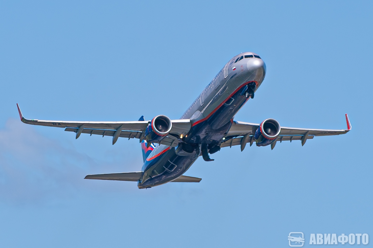 RA-73712