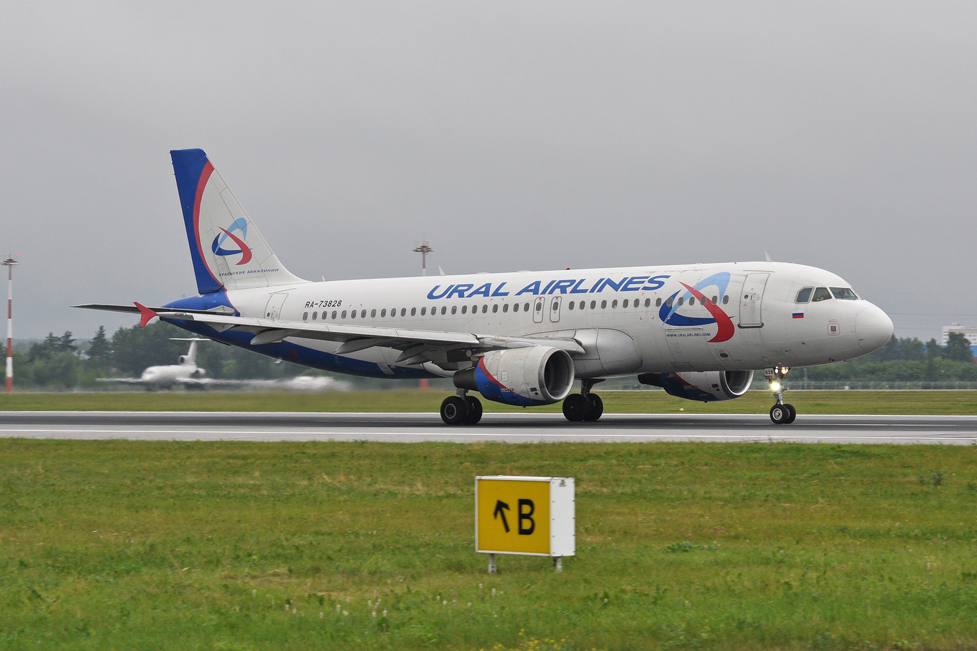 RA-73828