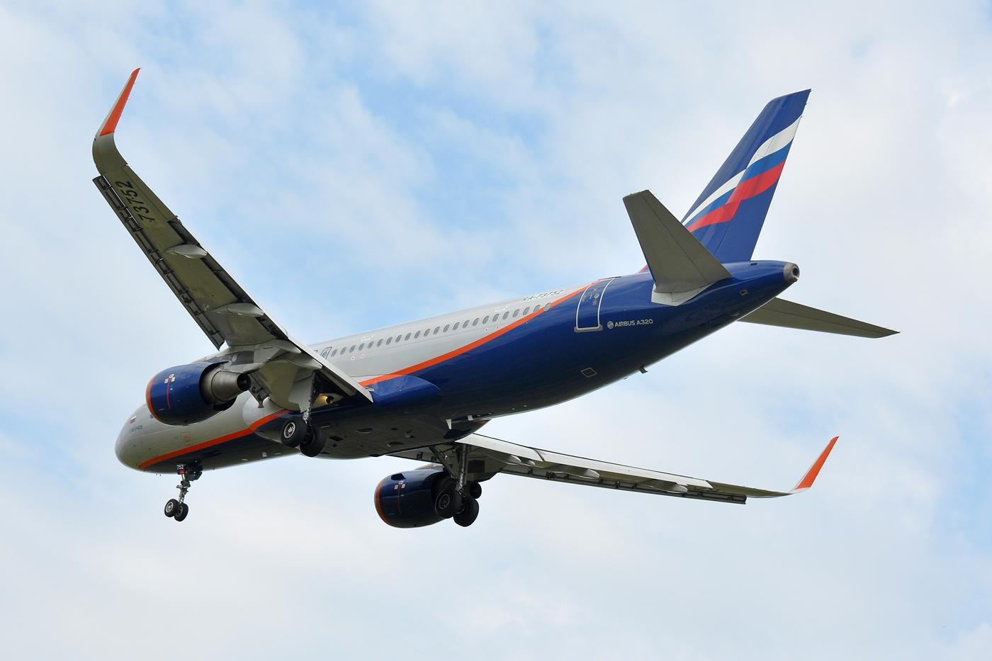 RA-73752