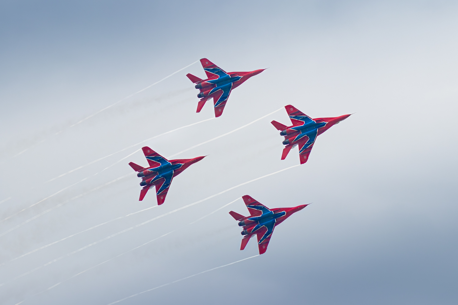 Парады и шоу