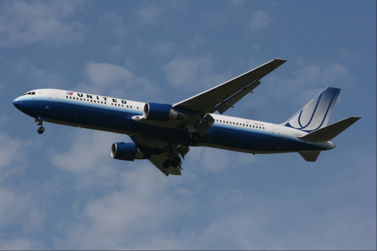 N652UA