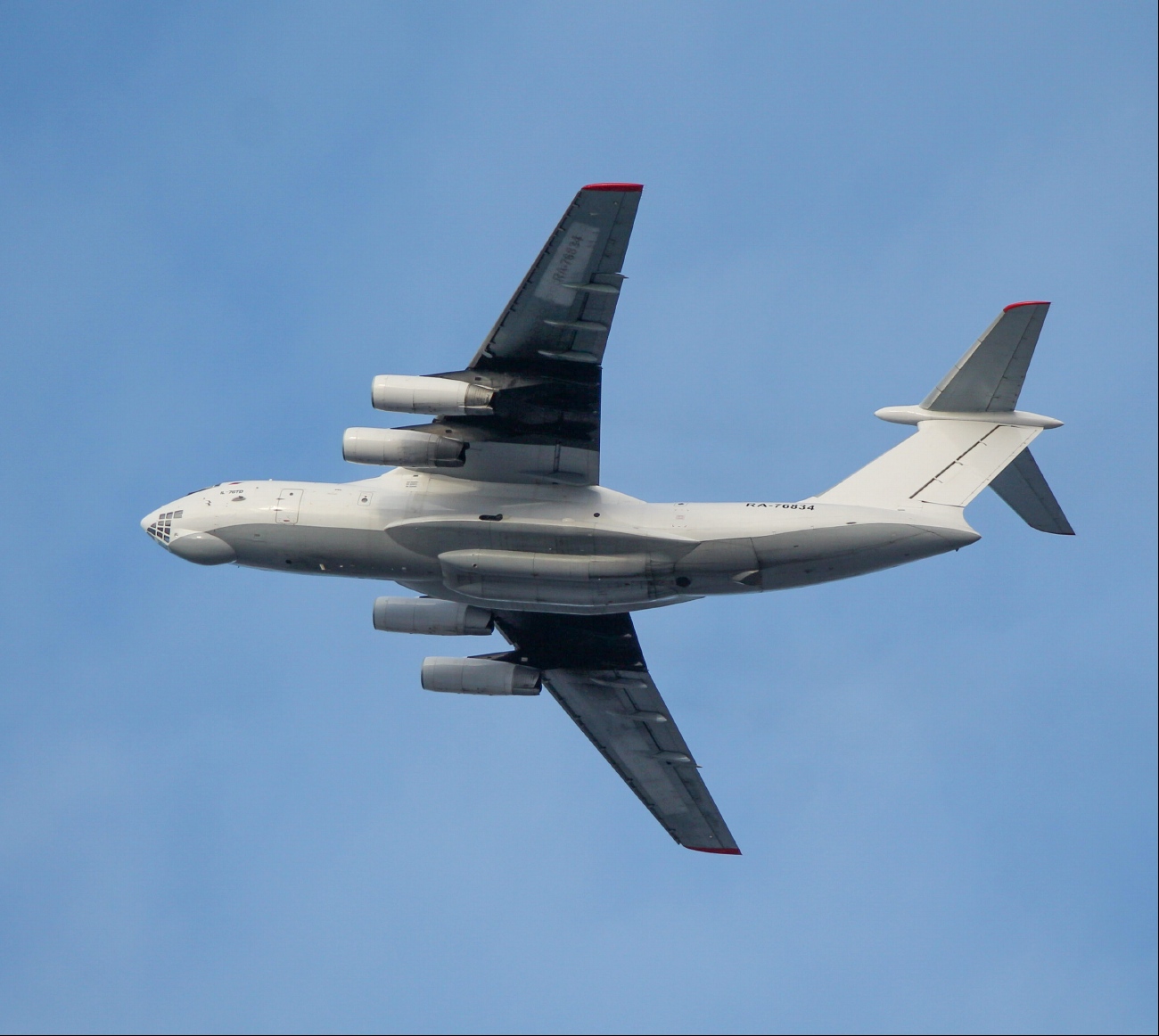 RA-76834