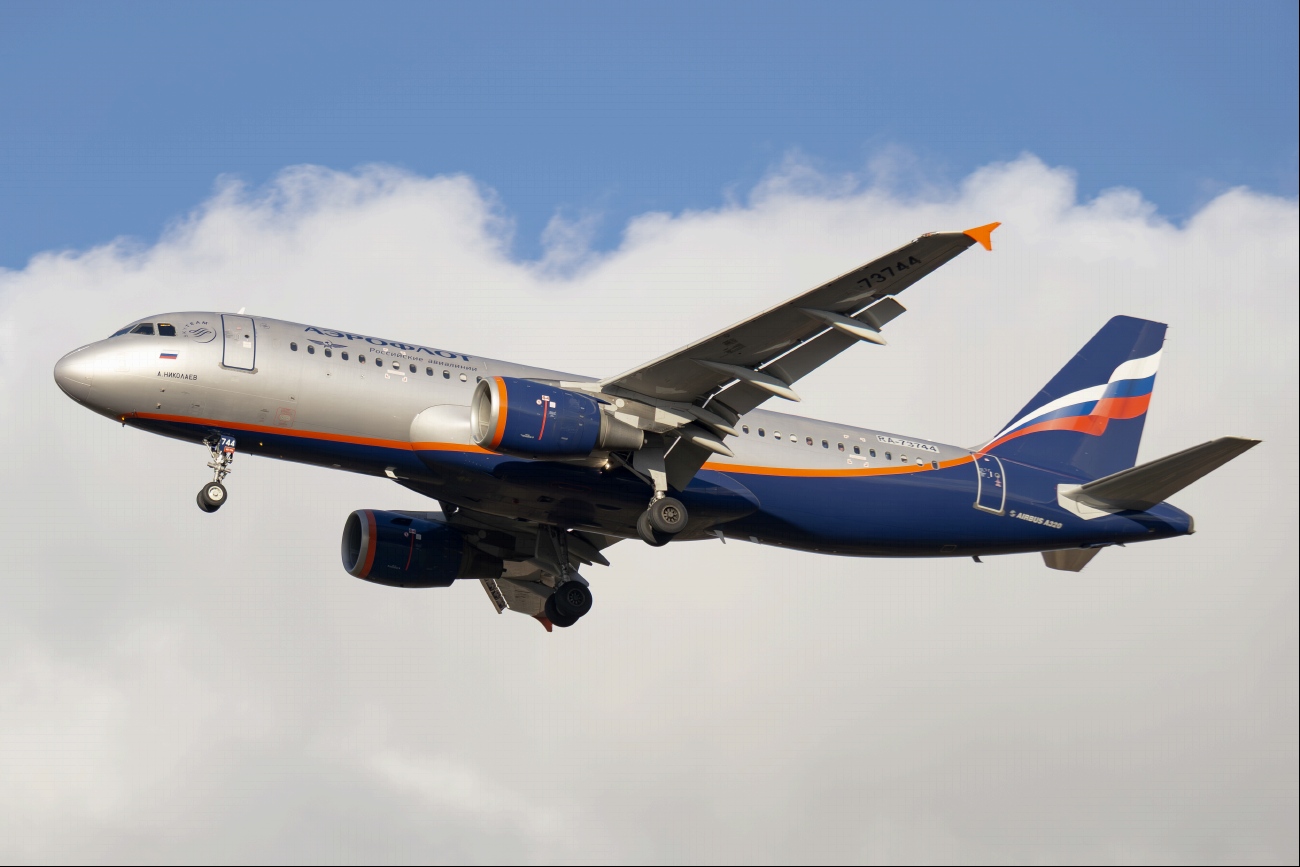 RA-73744