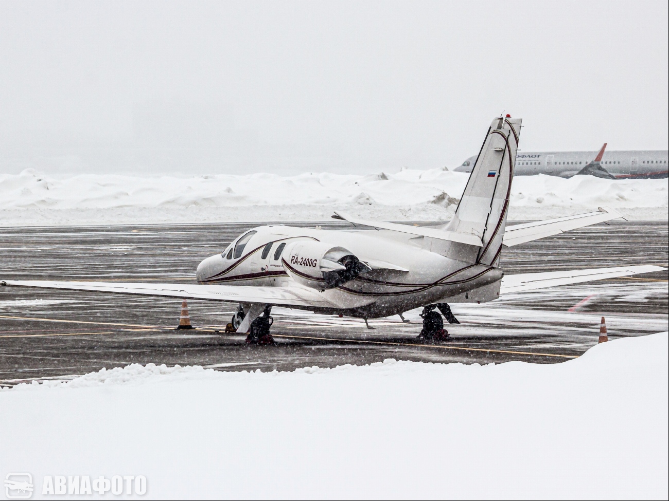 RA-2400G