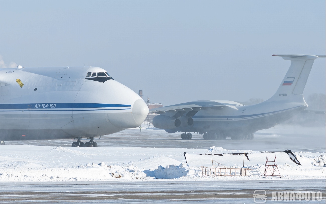 RA-82030, RF-78685. Фотозарисовки