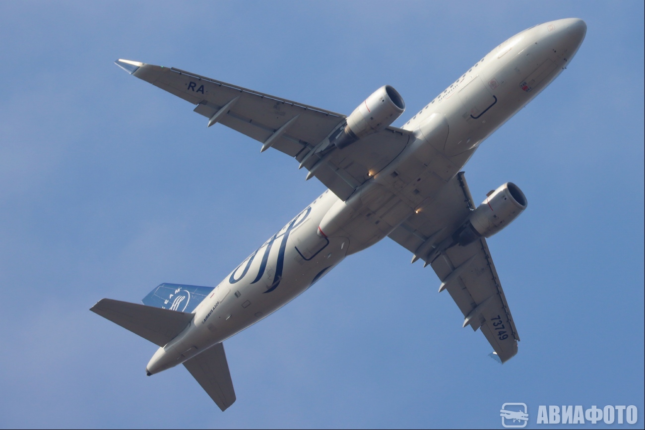 RA-73749