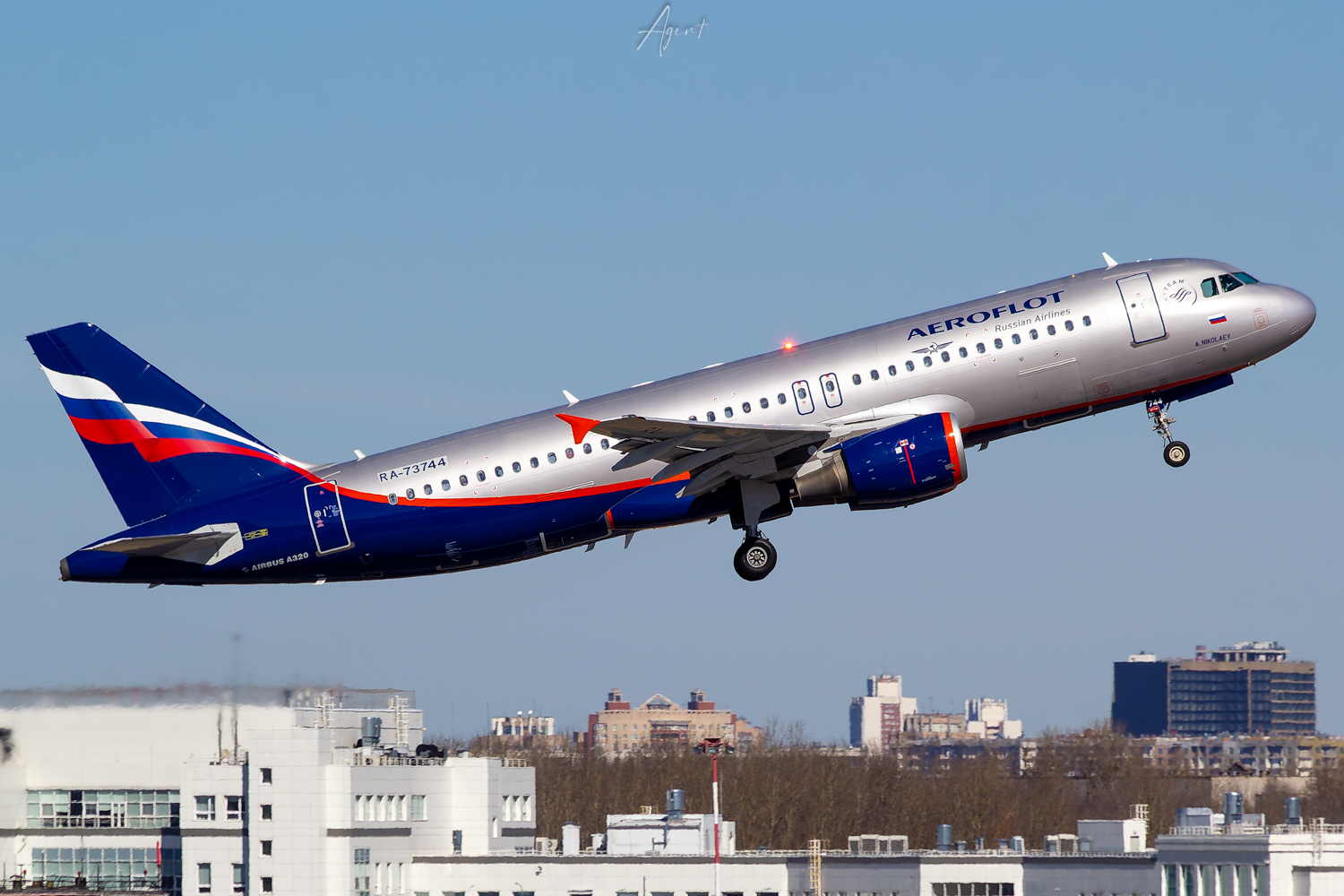 RA-73744