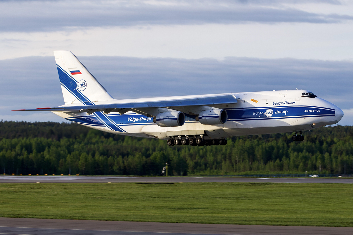 RA-82074
