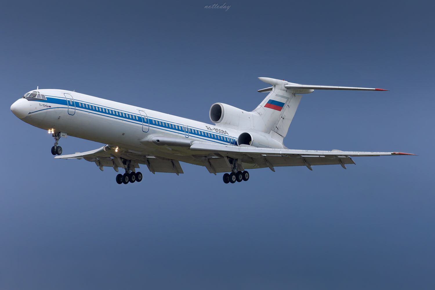 RA-85084
