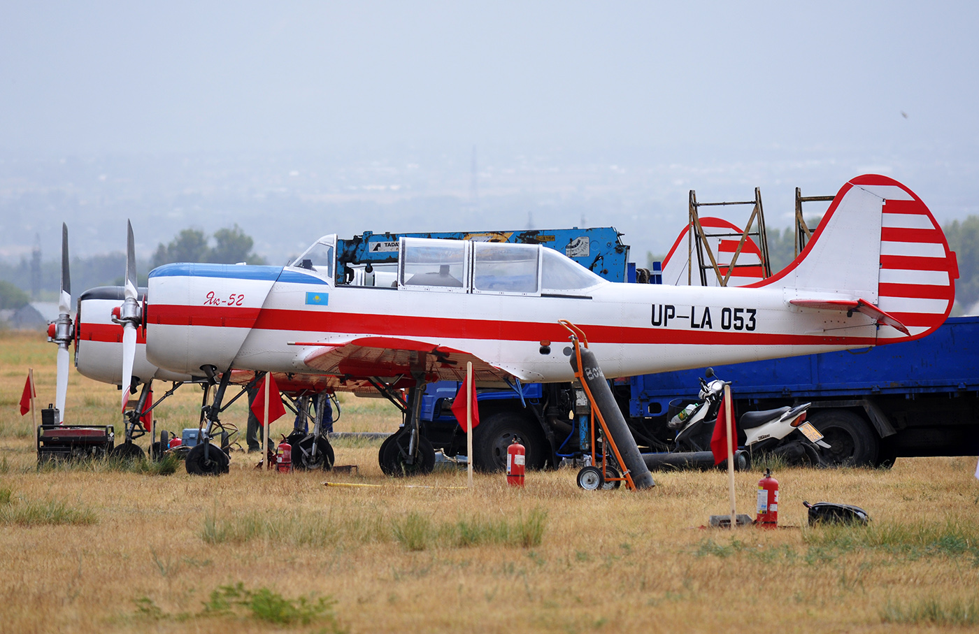 UP-LA053