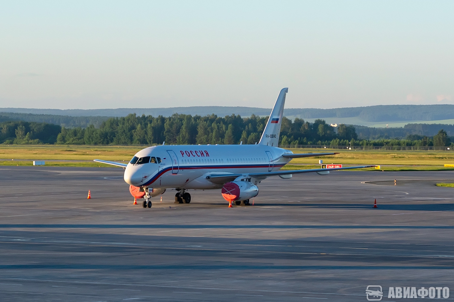 RA-89040