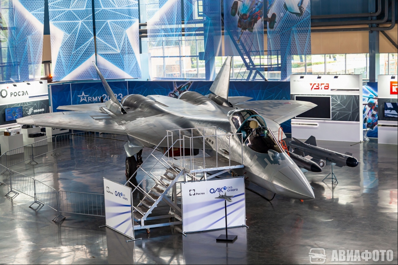 057. Авиационные выставки