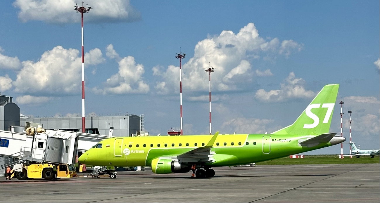 RA-02745