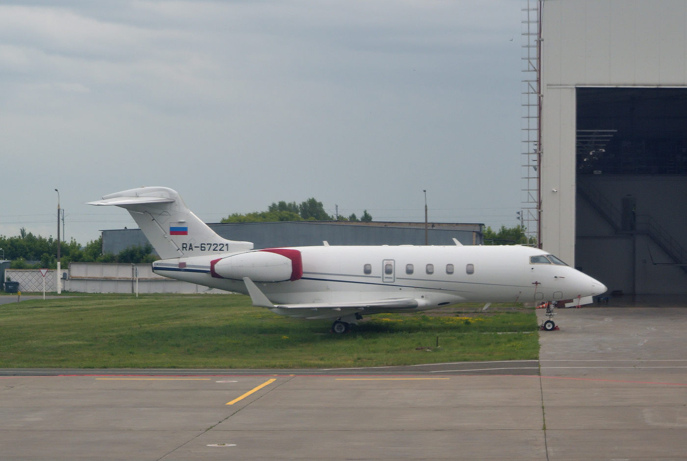 RA-67221