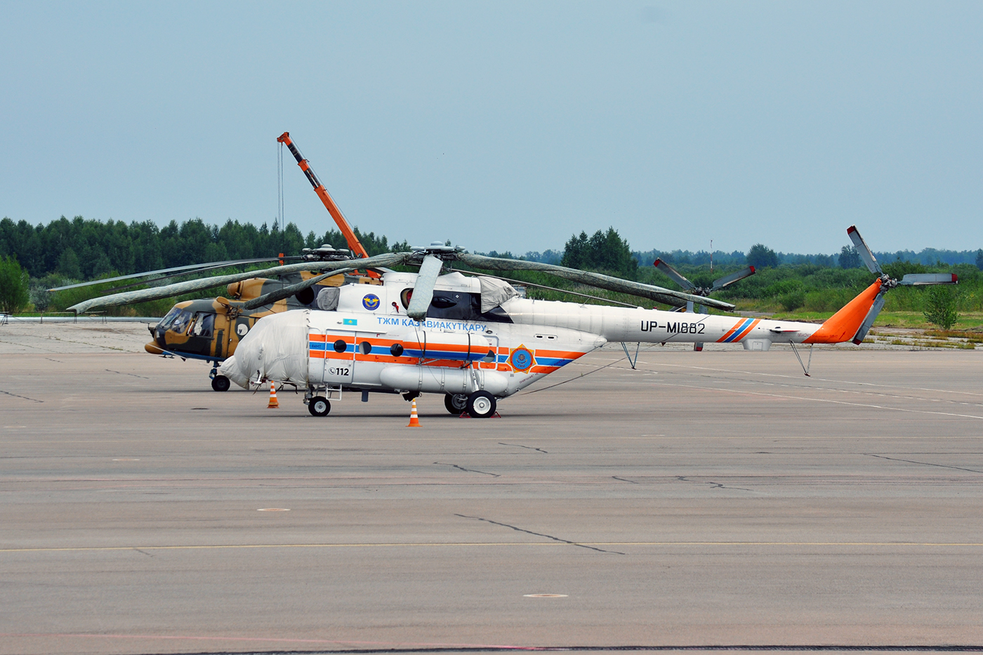 UP-MI882