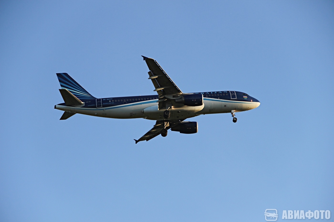 4K-AZ77
