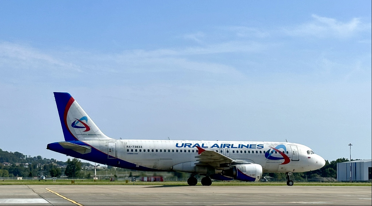 RA-73833