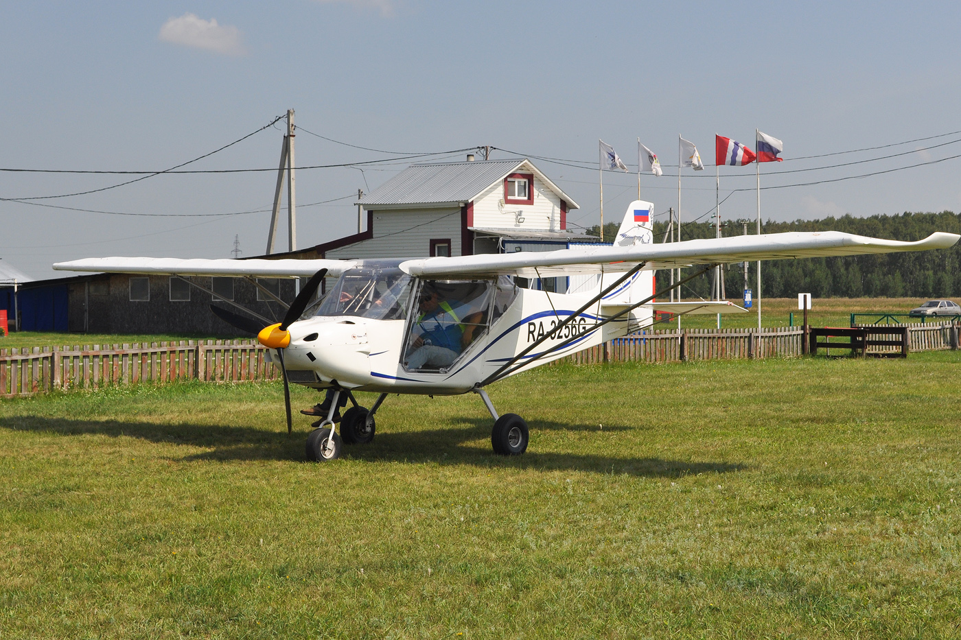 RA-3256G