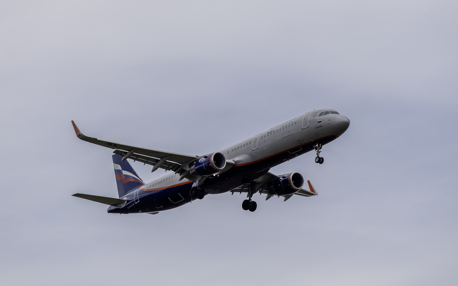 RA-73716
