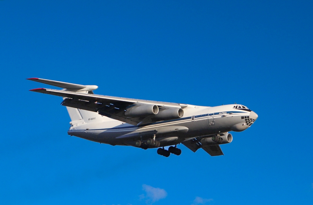 RA-86910